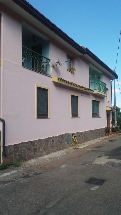 Vacanze A Loceri Εξωτερικό φωτογραφία